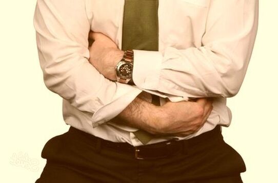 douleurs abdominales comme symptôme de la présence de parasites dans le corps